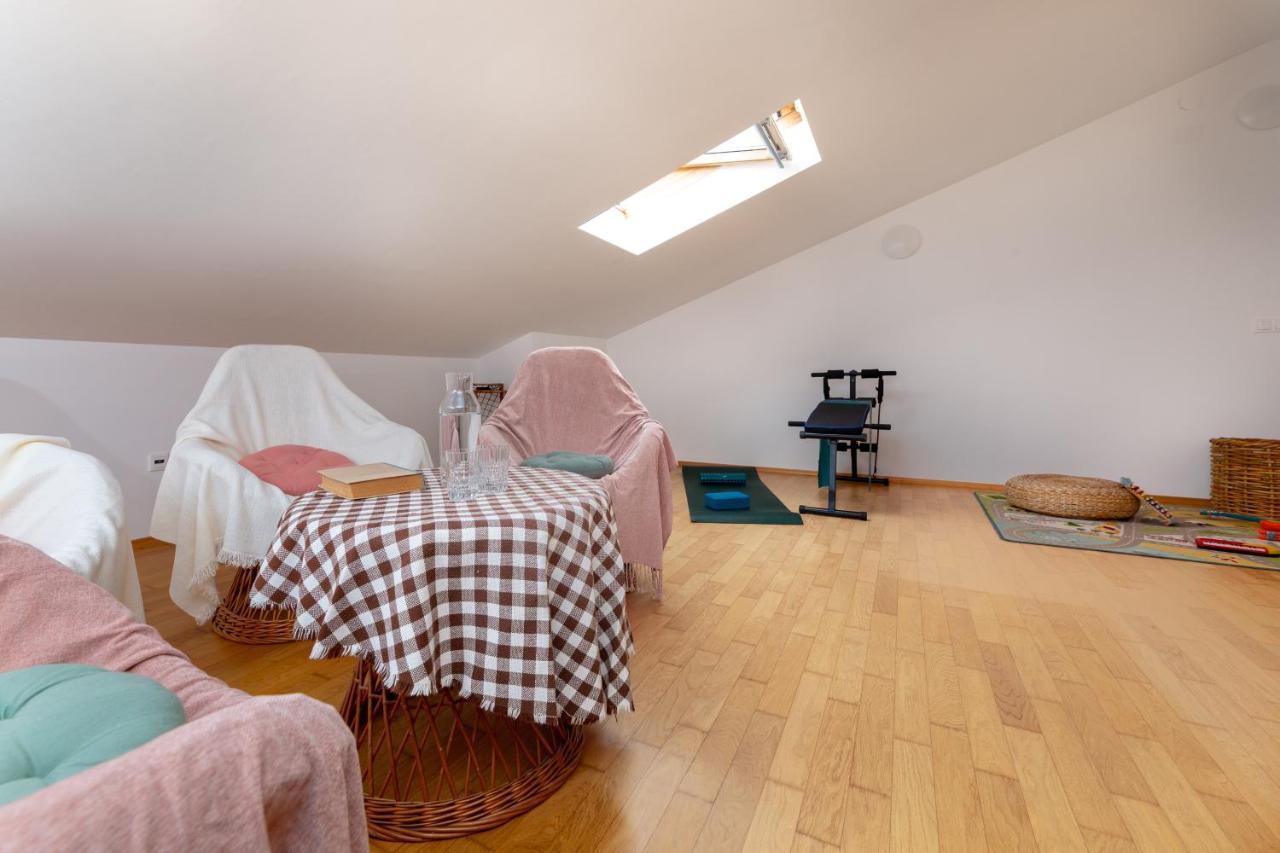 Golden Hope 4+1 Apartment Krk Krk Town Buitenkant foto