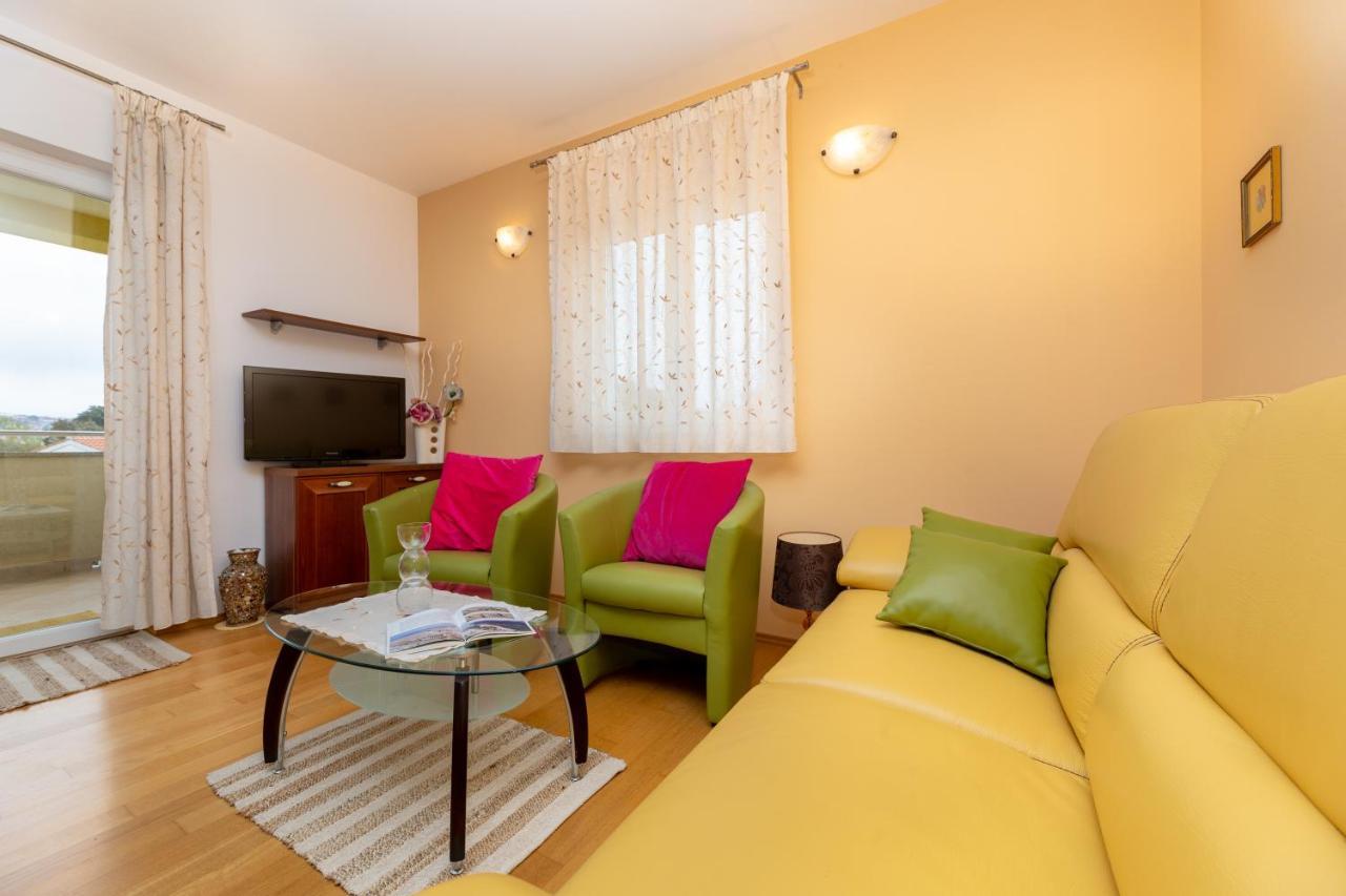 Golden Hope 4+1 Apartment Krk Krk Town Buitenkant foto